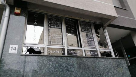 ALO! NA MESTU STRAVIČNE EKSPLOZIJE Posle bombe frizerski salon potpuno demoliran, vlasnik poručuje da nema neprijatelje (VIDEO)