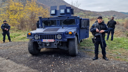 TIRANIJA I TEROR ALJBINA KURTIJA SE MORA ZAUSTAVITI Srpska lista: Međunarodna zajednica mora najhitnije da reaguje