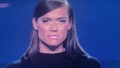 JA SAM SAMO ŽENA KOJA ŽELI DA BUDE SREĆNA Haos u Zvezdama Granda, transrodna pevačica napravila totalnu pometnju