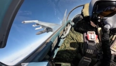 RUSKI LOVCI GRME BEZ MILOSTI Pogledajte prekaljeno manevrisanje "Suhoja" tokom specijalne operacije (VIDEO)