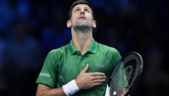 ĐOKOVIĆ U PROBLEMU Nole na korak od eliminacije