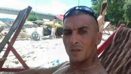 OVO JE MUŠKARAC KOJI JE POGINUO U NOVOM SADU Kolima se zabio u drvo i stradao na mestu, tinejdžerka povređena! (FOTO)