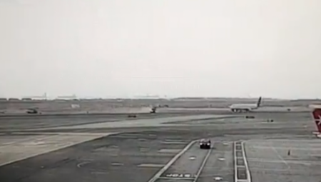 BEŽANIJA PO AERODROMSKOJ PISTI Nakon prinudnog sletanja aviona u Barselonu, 14 putnika uhapšeno - među njima i trudnica!