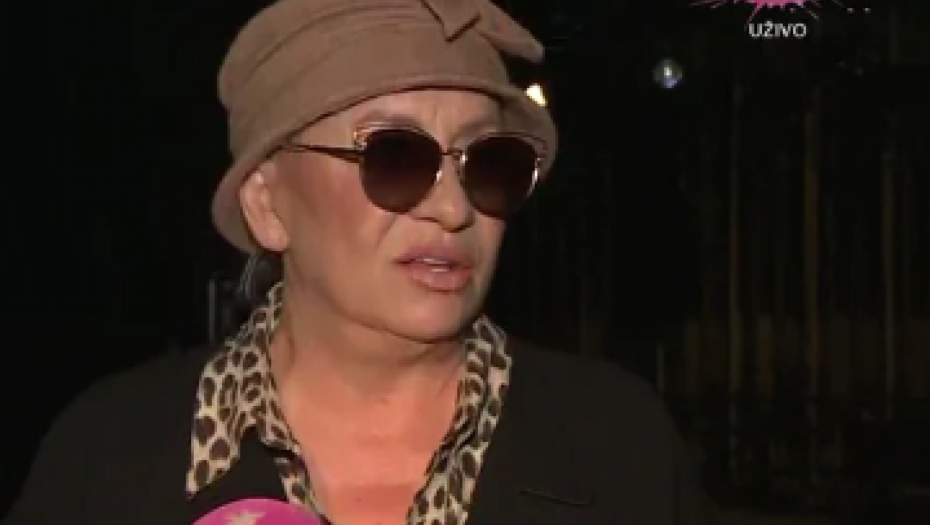 KOMŠILUK PROGOVORIO O OPORAVKU VESNE ZMIJANAC Otkrili da li su videli pevačicu, a samo njemu je dozvolila da je posećuje!