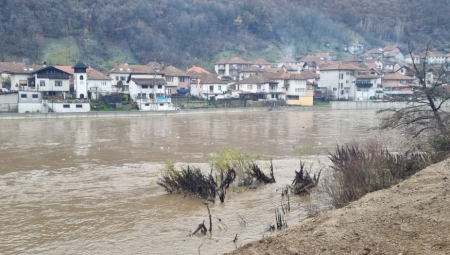 TRAGEDIJA U NOVOM PAZARU Dve osobe upale u reku i udavile se!