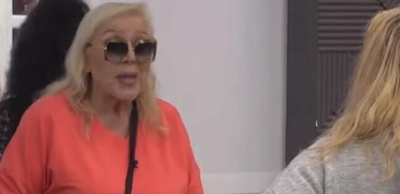 MIRIŠE PRSTE I JEDE VIRŠLU Zorica Marković urnisala Jelenu Golubović