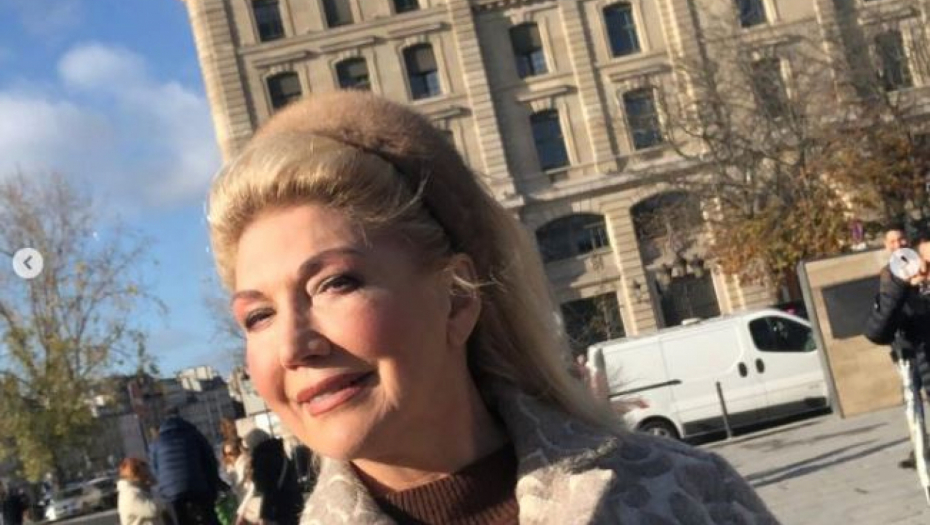 LIČE KO JAJE JAJETU Suzana Mančić kao Merlinka, voditeljka oduševila javnost  (FOTO)