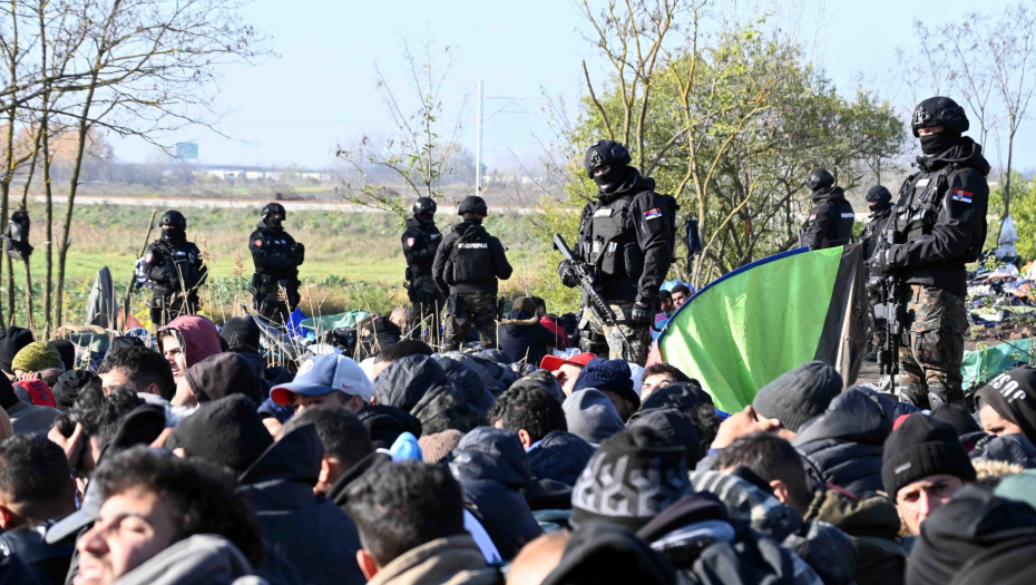 USPEŠNA AKCIJA MUP-A Na području opštine Kanjiža i u Horgošu pronađeno 30 iregularnih migranata