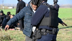 SPEKTAKULARNA AKCIJA POLICIJE NA SEVERU SRBIJE Pronađeno još 200 migranata!
