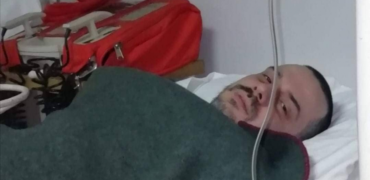 PEVAČ HITNO HOSPITALIZOVAN Završio u bolnici zbog neizlečive bolesti!