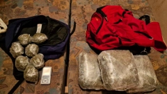 UHAPSILI OSAMNESTOGODIŠNJAKA ZBOG DILOVANJA U stanu pronašli skoro 4 kilograma marihuane