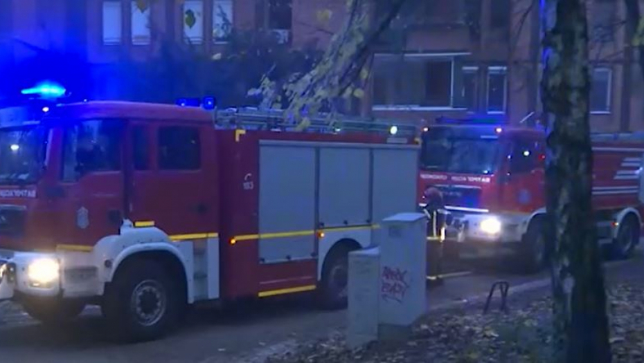 DETALJI POŽARA U VIŠNJIČKOJ BANJI Komšija video buktinju, pa izvukao vlasnicu iz kuće!