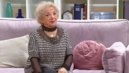 NAŠA PEVAČICA (96) ODBIJENA ZA VIZU Otkrila bizaran razlog zbog kog je nije dobila