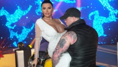 14 MINUTA ČISTE PERVERZIJE! Konačno, objavljen novogodišnji šou program Elektre Elite: SAMO JE ZA PUNOLETNE (VIDEO)