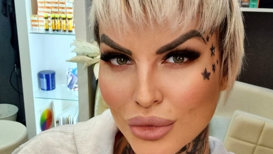 JELENA KRUNIĆ SE GUŠILA U SUZAMA U CRKVI Jecala na sav glas, pa priznala ŠTA JOJ JE URADIO SVEŠTENIK, šokantno!
