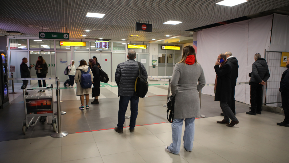 ZA 4.000 DINARA AVIONOM DO CG MORA: Ovaj aerodrom u Srbiji je skriveni dragulj, leti se i do Grčke