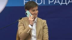 "SOS ZA GLUVE" Brnabić: 14.000 naših građana koji koriste srpski znakovni jezik dobilo aplikaciju (VIDEO)