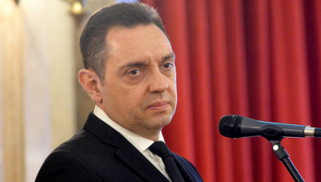VULIN NOVI DIREKTOR BIA Doskorašnji ministar policije odlukom Vlade imenovan na novu funkciju