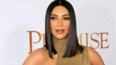 OVO NIKO NIJE OČEKIVAO Kim Kardašijan usred reklame skinula grudnjak, ljudi ostali u čudu