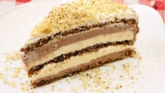 SLATKA TRADICIJA KOJA SE NE ZABORAVLJA Diplomatska torta sa orahom, stvorena za vrhunsko uživanje
