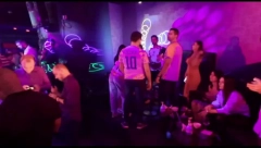 ALO! SNIMIO ČUDO U DOHI Vlahović i Modrić zajedno u noćnom izlasku - TOPOVSKI UDAR IZ KATARA (VIDEO)