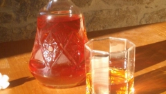 HAJDUCI SU SA NJOM VIDALI RANE Naše bake su znale  da nema boljeg leka za jetru i gušteraču od ove biljke