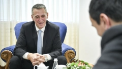 JADNICI Nenad Rašić i Rada Trajković, borci za nezavisno Kosovo koji su ušli u prištinsku vladu: Kurtijevi Srbi koji vole keš i luks stanove
