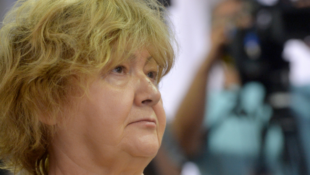 RADA TRAJKOVIĆ GLAVNA KURTIJEVA PROMOTERKA U ŠIPTARSKIM MEDIJIMA! Optužuje državu Srbiju za bezbednosni vakuum, a ne Kurtija koji sa ROSU okupira sever!