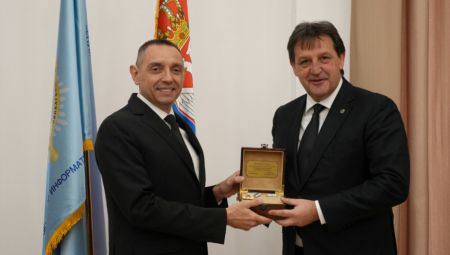 SVEČANA PRIMOPREDAJA Vulin preuzeo dužnost direktora BIA