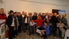 Bivši ministar prisustvovao otvaranju humanitarne izložbe u Zemunu
