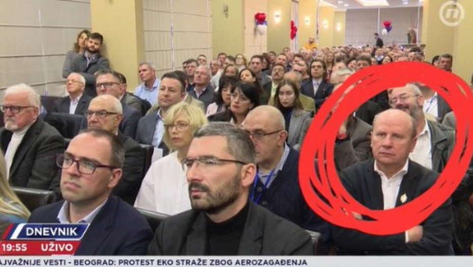 PRAVO LICE LAŽNOG RUSOFILA Došao na osnivanje stranke čoveka koji bi uveo sankcije Rusiji!