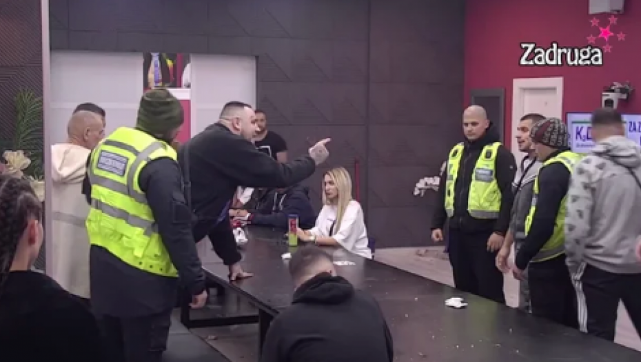 BILAL KRENUO DA URNIŠE FILIPA CARA, UMEŠAO I DEJANA DRAGOJEVIĆA: On mu uputio UŽASNE PRETNJE, nastao BRUTALNI OKRŠAJ!