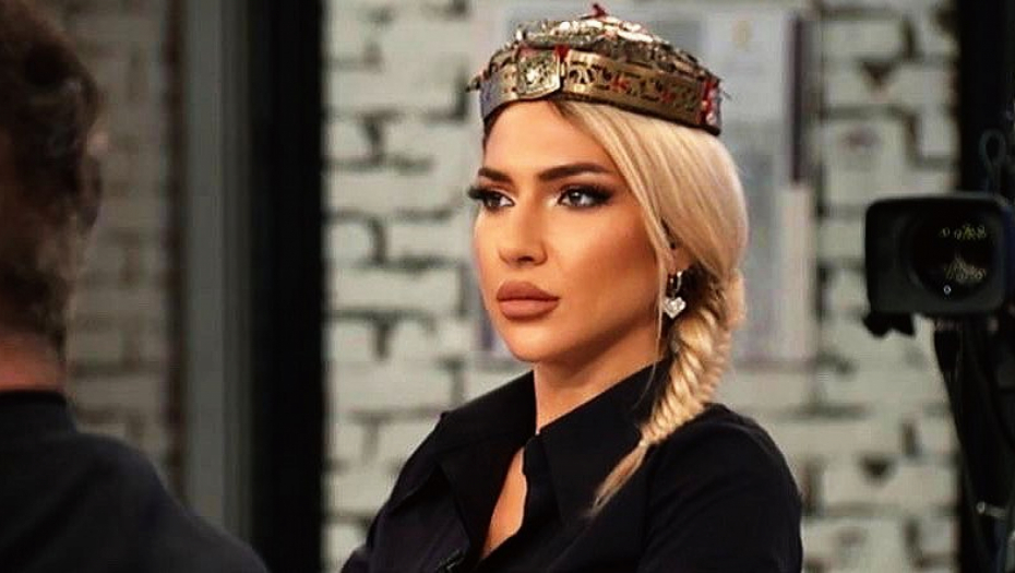 SAMA SEBI I MUŽ I ŽENA Jovana Jeremić vozila brod, pa najavila kojim prervoznim sredstvom budućeg frajera vodi u Pariz (FOTO)