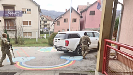 ŠTA RADI KFOR? Dok se Šiptari iživljavaju nad Srbima međunarodne snage ko na pikniku!