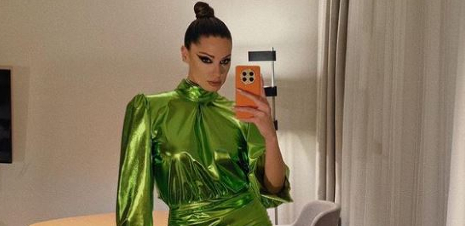 SEK*I  Sara Jo zapalila društvene mreže, grudi samo što ne ispadnu (FOTO)