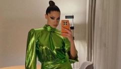 SEK*I  Sara Jo zapalila društvene mreže, grudi samo što ne ispadnu (FOTO)