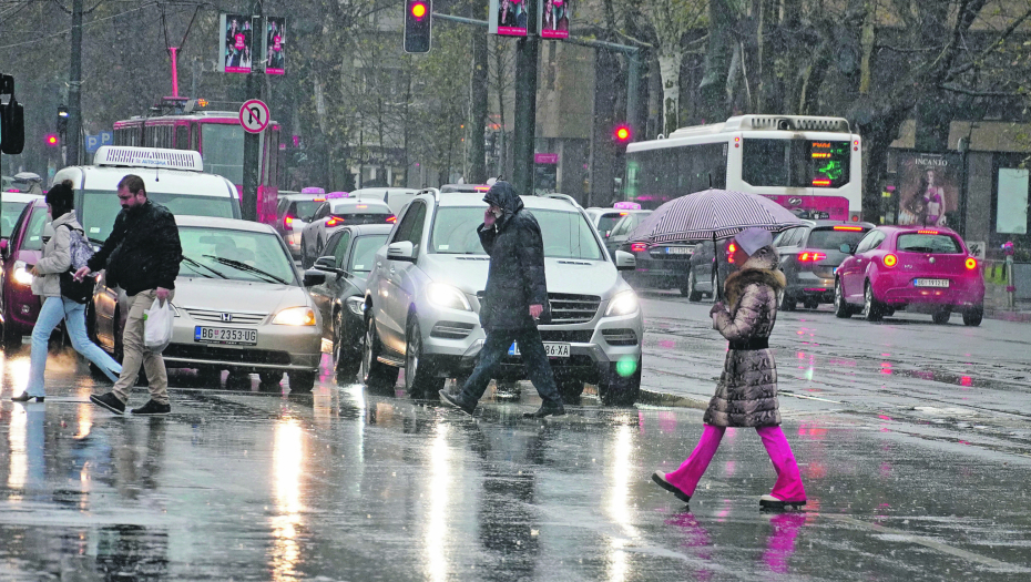 ZIMA, ZIMA, E PA ŠTA JE Smrz tek u januaru, prve pahulje 11. decembra: Bljuzgava Nova godina!
