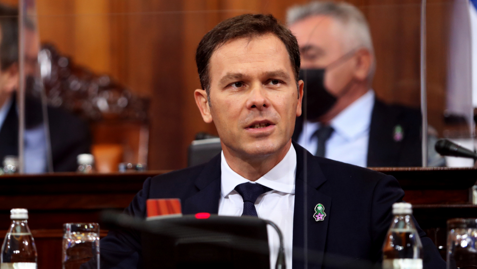 "MOJA PRVA PLATA" Mali: Povećali smo naknade!