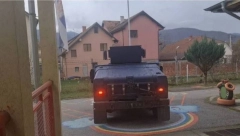 KURTI UDARIO I NA DECU! ROSU upao u dvorište vrtića u Leposaviću, specijalci naoružani do zuba, dok mališani spavaju! (FOTO/VIDEO)