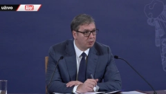 VUČIĆ POSLAO SNAŽNU PORUKU Predaje nema, borićemo se!