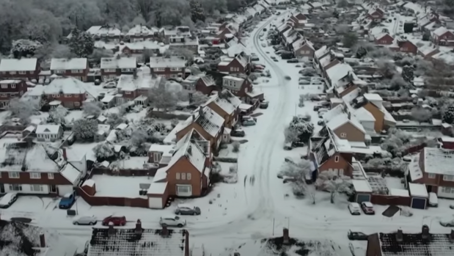 LUDO VREME U DECEMBRU Biće plus 18 stepeni uz oluju i pljuskove, a onda - sneg i smrzavanje!