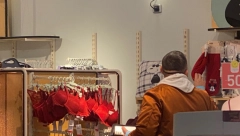 CRVENO NA RADOST Ćemo kome kupuješ seksi veš?!