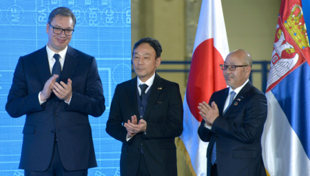 "MADE IN SERBIA" Vučić najavio proizvodnju guma za najbolje automobilske brendove iz celog sveta