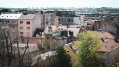 VAZDUH U OVOM GRADU JE TOLIKO ZAGAĐEN DA DECU NE PUŠTAJU NAPOLJE Ovi ljudi treba da ostanu u zatvorenom!