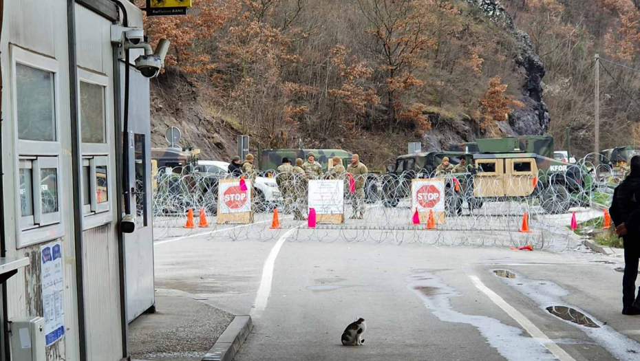 KURTIJEV TEROR SE NASTAVLJA! Vozilima sa srpskim tablicama zabranjen ulazak na Kosovo i Metohiju