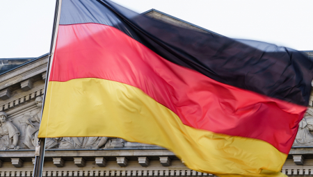 PREDUZEĆA BEŽE IZ NEMAČKE Zemlji preti ekonomska kriza