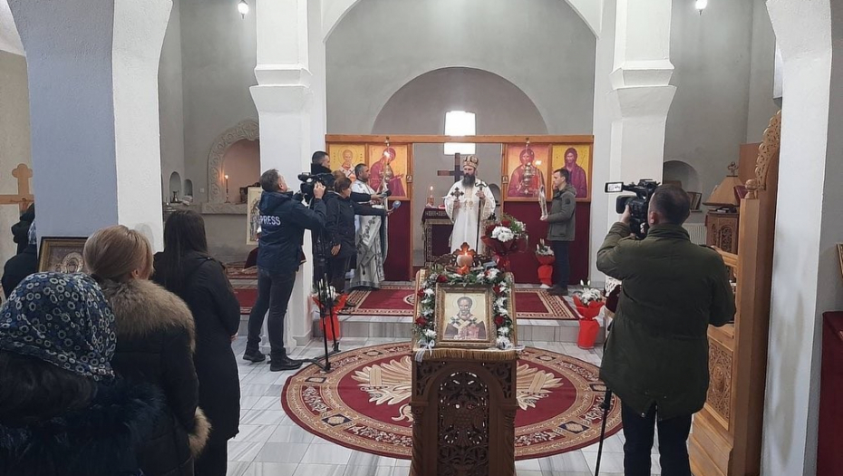 SLUŽENA LITURGIJA Slava obeležena i u Crkvi Svetog Nikole u Prištini