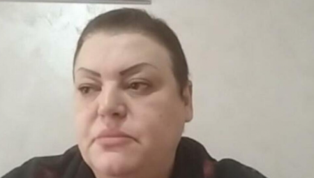 "ZAVRŠILA SAM HEMOTERAPIJU, SAD JE RED NA ZRAČENJE" Pevačica prolazi kroz pakao: TREĆI PUT IMAM RAK DOJKE!