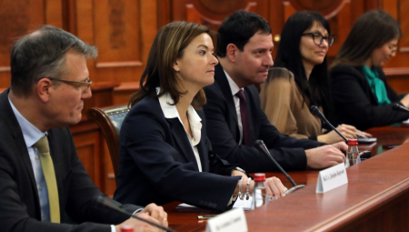 "PLATILA SAM VISOKU CENU" Tanja Fajon zakukala nakon što je otkrivena velika afera, moli da joj ostave fotelju