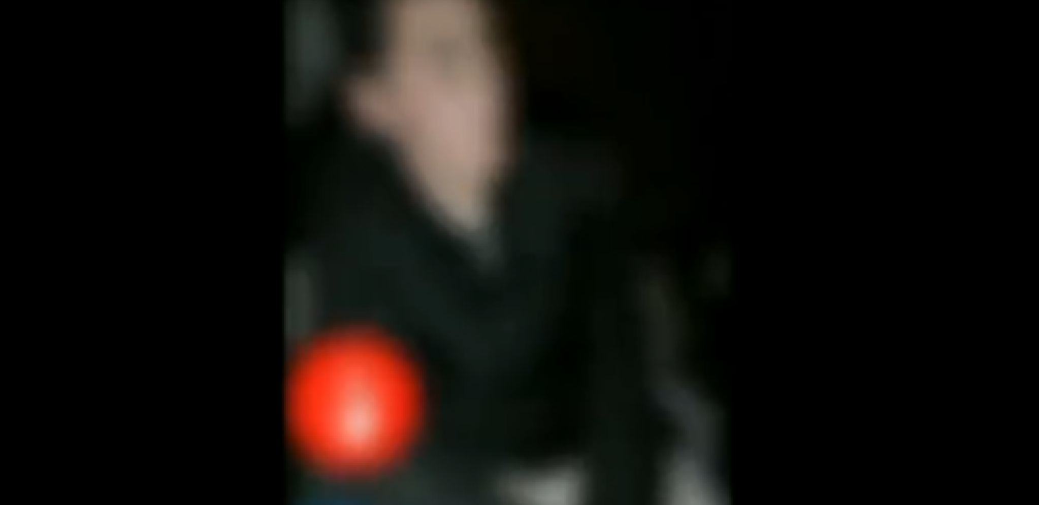 OTKRIVENO KO SU MALOLETNICI KOJI SU U NAPUŠTENOJ KUĆI MUČILI DEČAKA Maltretirali vršnjaka i sve snimali telefonom (UZNEMIRUJUĆI VIDEO)